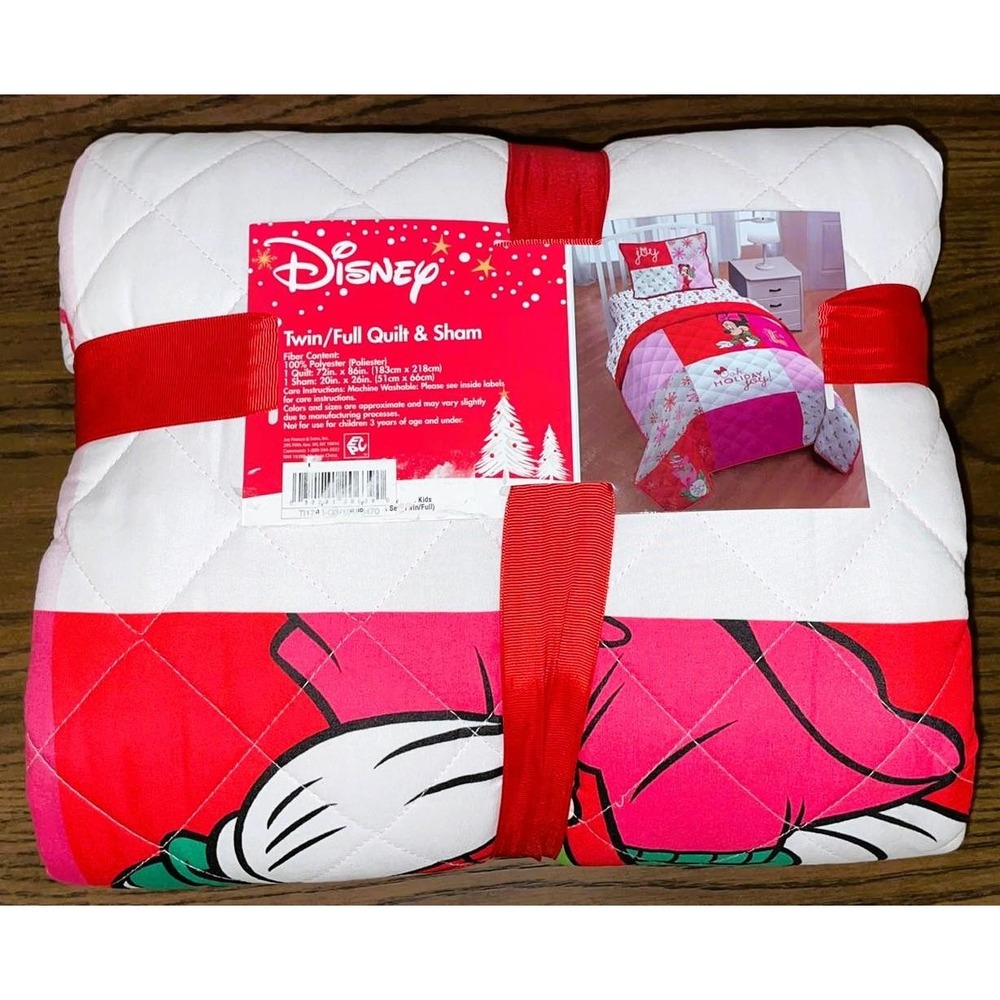 NWT Disney Mickey & Minnie Christmas Holiday Joy TWIN/FULL Quilt & Sham